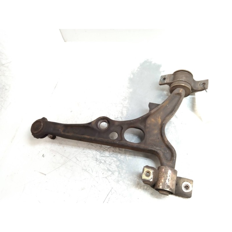 Recambio de brazo suspension inferior delantero izquierdo para alfa romeo 146 2.0 turbodiesel referencia OEM IAM 7780445  