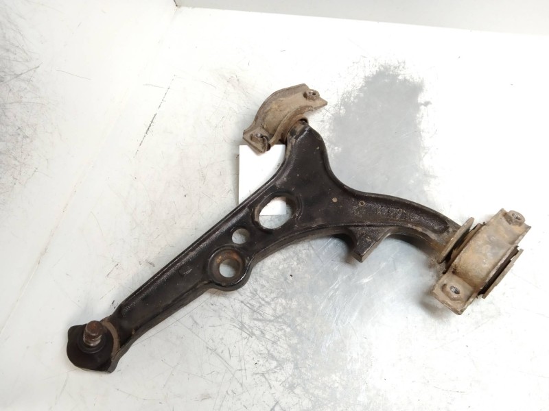 Recambio de brazo suspension inferior delantero izquierdo para alfa romeo 155 1.8 cat referencia OEM IAM   