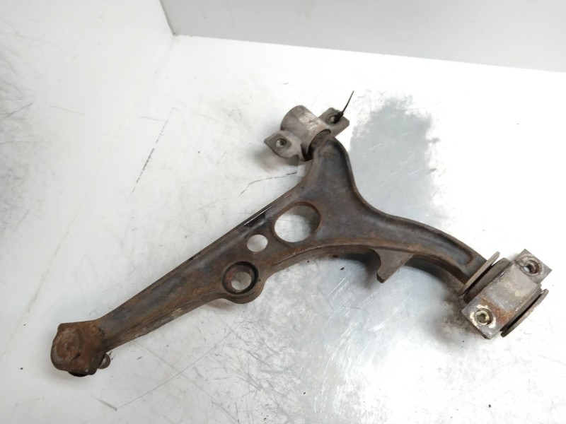 Recambio de brazo suspension inferior delantero derecho para alfa romeo gtv (163) 1.8 t.spark m referencia OEM IAM   