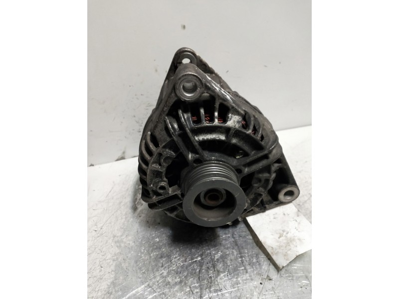Recambio de alternador para saab 9-3 berlina 2.2 tid se referencia OEM IAM 0124525030  