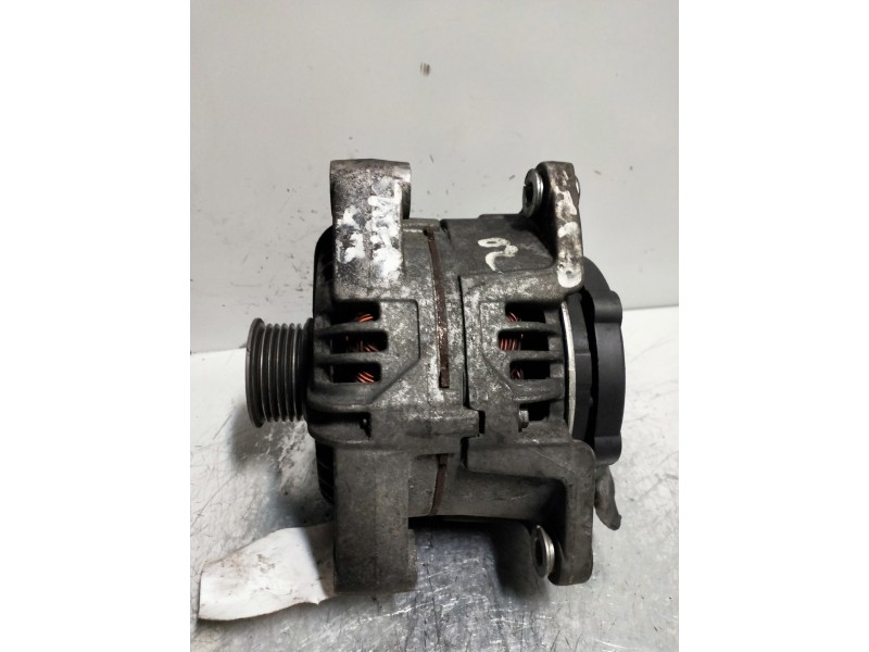 Recambio de alternador para saab 9-3 berlina 2.2 tid se referencia OEM IAM 0124525030  