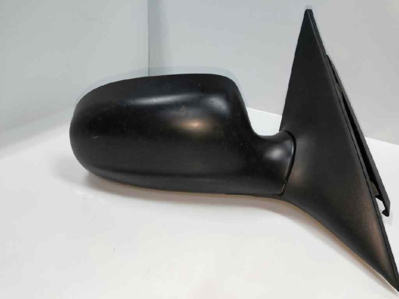 Recambio de retrovisor derecho para daewoo nubira berlina 1.6 cat referencia OEM IAM   MANUAL