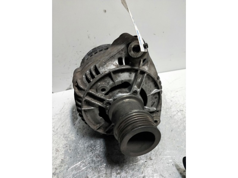 Recambio de alternador para saab 9-3 berlina 2.0 se turbo referencia OEM IAM 0123510086  