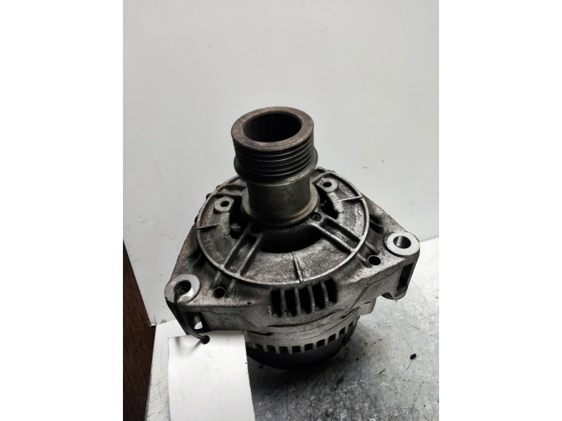 Recambio de alternador para saab 9-3 berlina 2.0 t se referencia OEM IAM 0123510096  