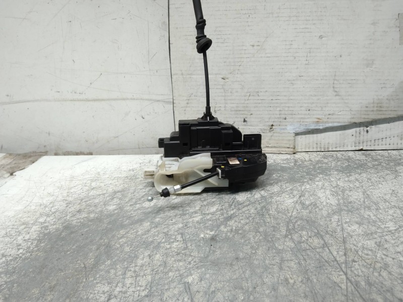 Recambio de motor cierre centralizado delantero derecho para kia cee´d 1.4 cat referencia OEM IAM   5P