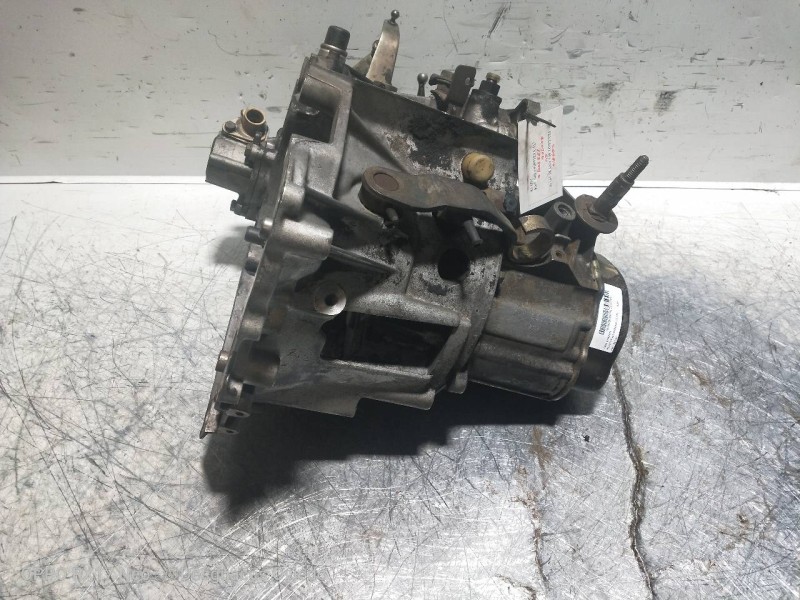 Recambio de caja cambios para peugeot 405 berlina 1.9 cat referencia OEM IAM 20CJ62 1534003C 