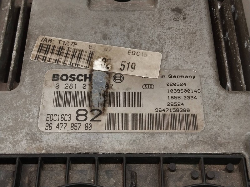 Recambio de centralita motor uce para peugeot 206 berlina x-line refri referencia OEM IAM 0281010707 9647785780 EDC16C3 82