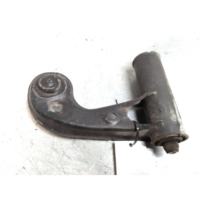 Recambio de brazo suspension inferior delantero izquierdo para mercedes clase c (w202) berlina 2.5 diesel cat referencia OEM IAM