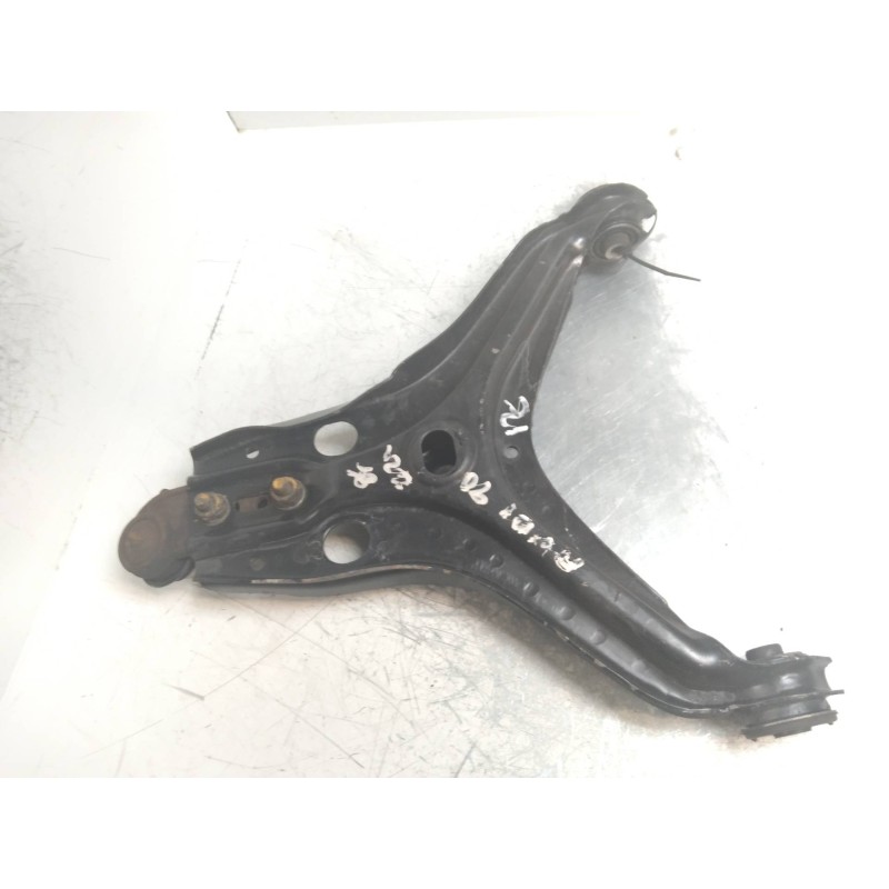 Recambio de brazo suspension inferior delantero izquierdo para audi 80/90 (893) 90 sport exklusiv referencia OEM IAM   