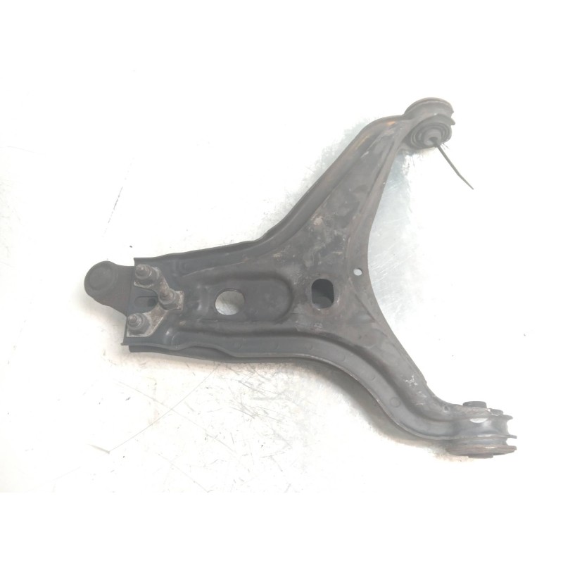 Recambio de brazo suspension inferior delantero izquierdo para audi 80 2.0 i referencia OEM IAM   