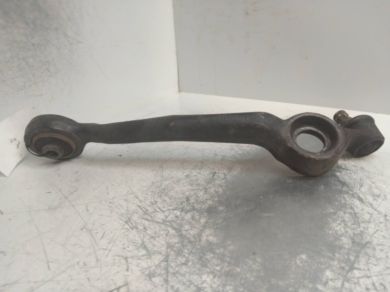 Recambio de brazo suspension inferior delantero izquierdo para audi 100 berlina (c4) básico referencia OEM IAM   