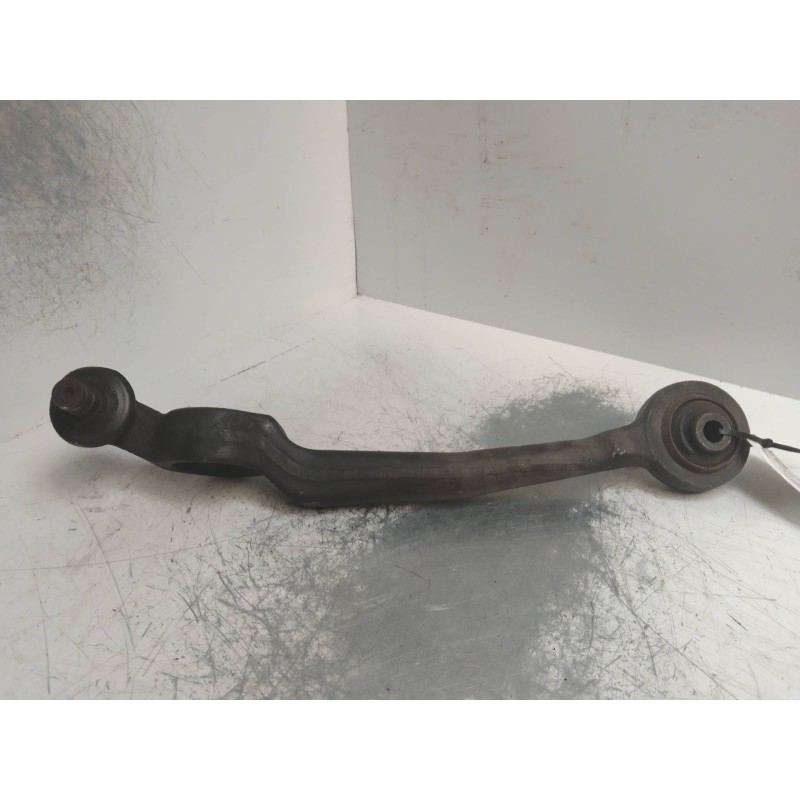 Recambio de brazo suspension inferior delantero derecho para audi 100 berlina (c4) 2.8 v6 cat (aah) referencia OEM IAM   