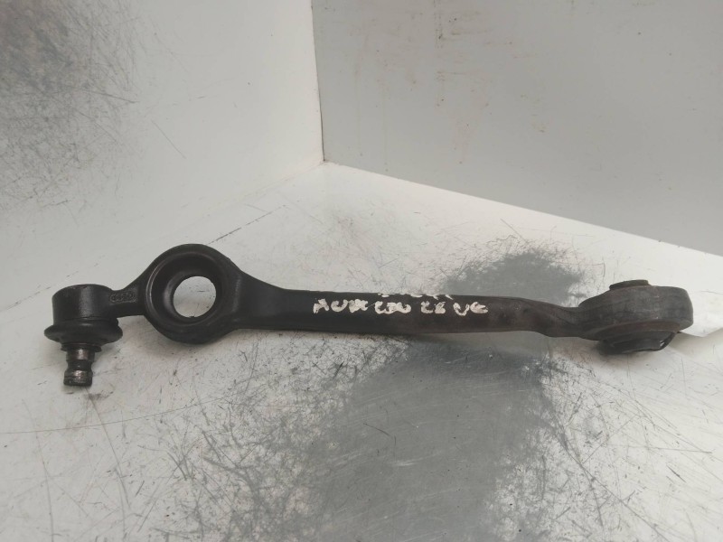 Recambio de brazo suspension inferior delantero derecho para audi 100 berlina (c4) 2.8 v6 cat (aah) referencia OEM IAM   