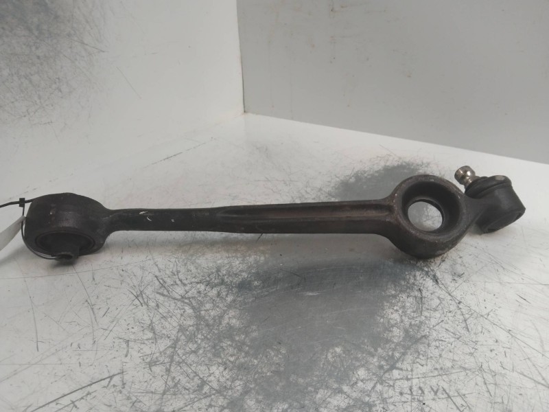 Recambio de brazo suspension inferior delantero derecho para audi 100 berlina (443) 2.2 referencia OEM IAM   