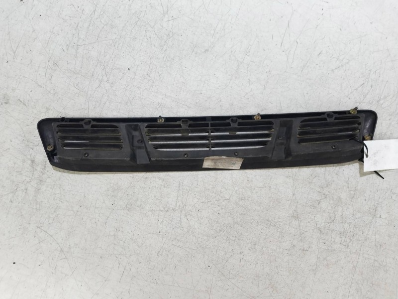 Recambio de rejilla delantera para suzuki swift sf berlina (ea) referencia OEM IAM   