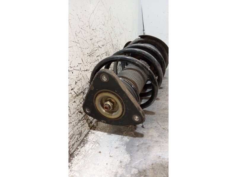 Recambio de amortiguador delantero izquierdo para ford focus berlina (cap) 1.6 16v cat referencia OEM IAM   