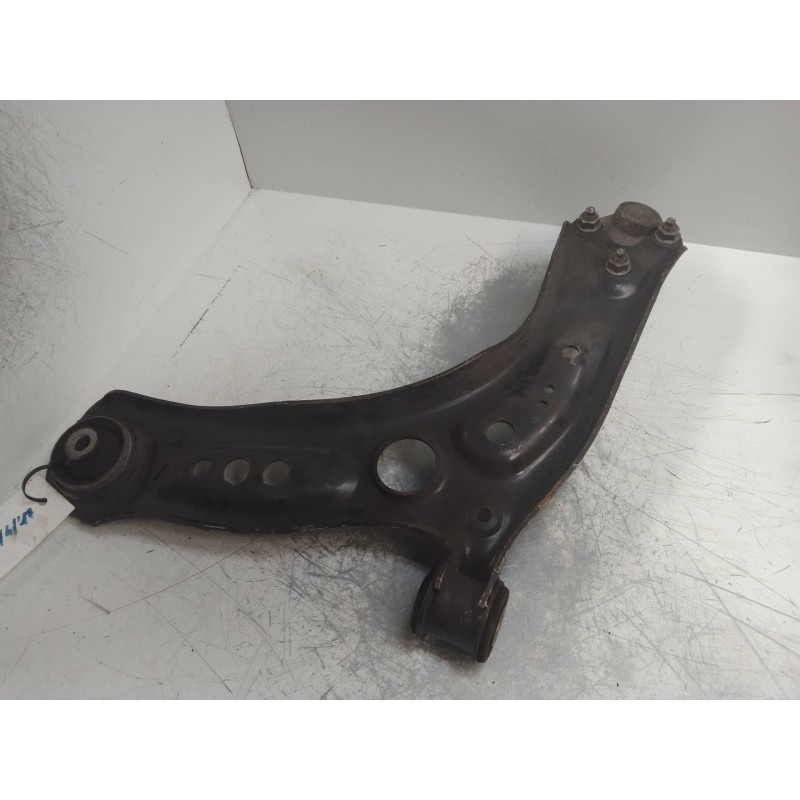 Recambio de brazo suspension inferior delantero derecho para audi a3 sportback (8va) attraction referencia OEM IAM 5Q0407152J  