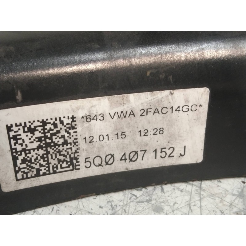 Recambio de brazo suspension inferior delantero derecho para audi a3 sportback (8va) attraction referencia OEM IAM 5Q0407152J  