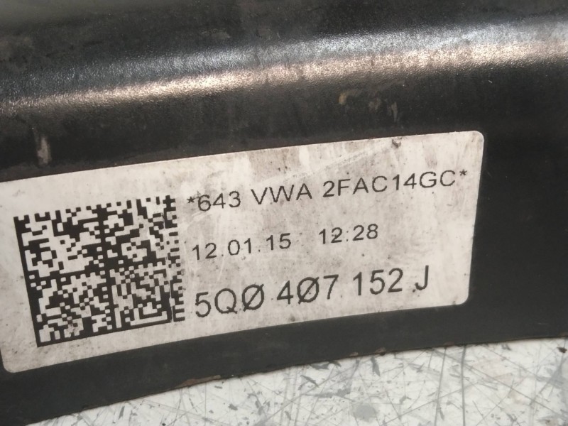 Recambio de brazo suspension inferior delantero derecho para audi a3 sportback (8va) attraction referencia OEM IAM 5Q0407152J  