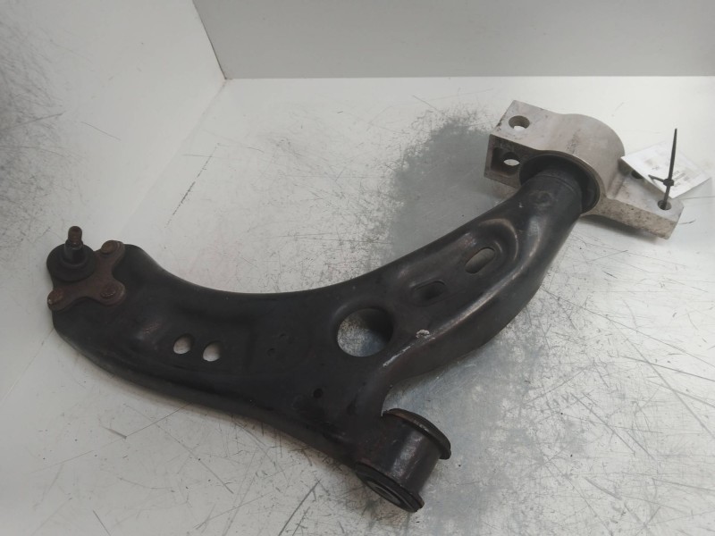 Recambio de brazo suspension inferior delantero derecho para audi a3 (8p) 1.6 tdi referencia OEM IAM 1K0407152BC  