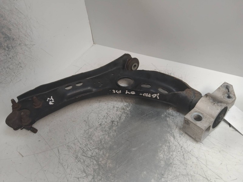Recambio de brazo suspension inferior delantero derecho para audi a3 (8p) 1.6 tdi referencia OEM IAM 1K0407152BC  