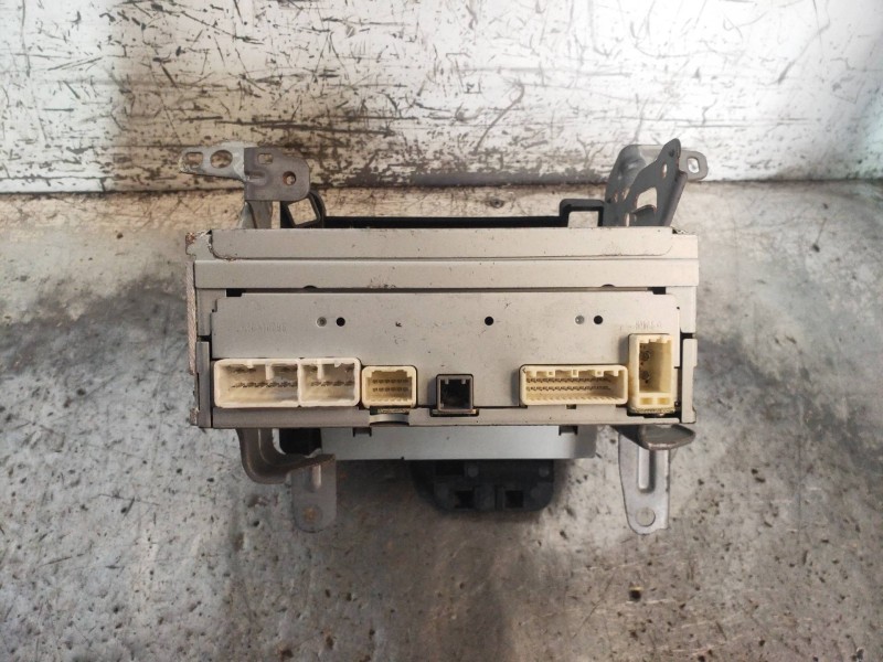 Recambio de sistema audio / radio cd para lexus ct 200h referencia OEM IAM 8612076140 CQJS00F0AJ 