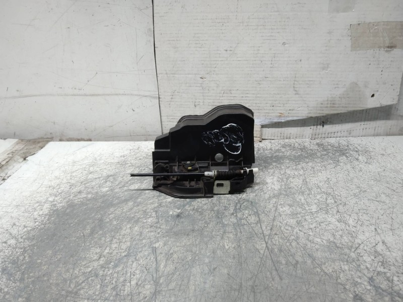 Recambio de motor cierre centralizado delantero derecho para bmw x3 (e83) 3.0d referencia OEM IAM 7167068  5P