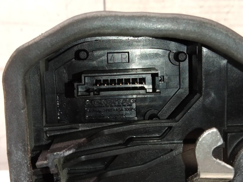 Recambio de motor cierre centralizado delantero derecho para bmw x3 (e83) 3.0d referencia OEM IAM 7167068  5P