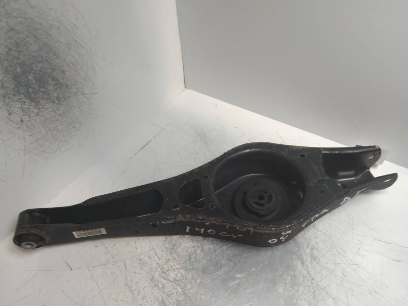 Recambio de brazo suspension inferior trasero derecho para audi a3 (8p) 2.0 tdi referencia OEM IAM   
