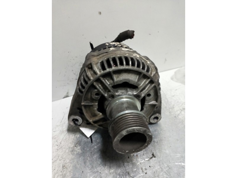 Recambio de alternador para saab 9-5 station wagon 2.0 t se sport edition referencia OEM IAM 0123510096  