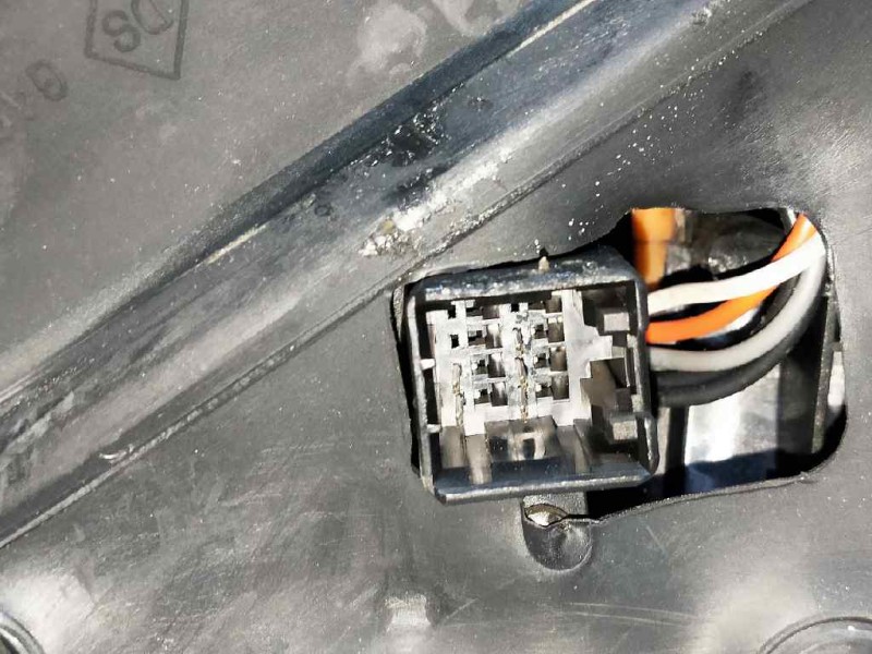 Recambio de retrovisor derecho para daewoo nubira berlina 2.0 cat referencia OEM IAM   ELECTRICO