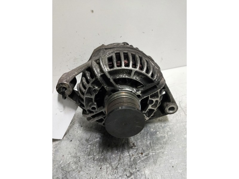 Recambio de alternador para saab 9-5 berlina 3.0 tid linear sport referencia OEM IAM 0124525019  