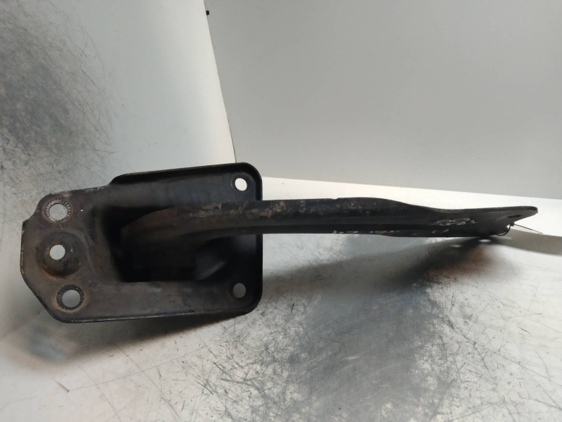Recambio de brazo suspension inferior trasero derecho para audi a3 (8p) 2.0 tdi referencia OEM IAM   