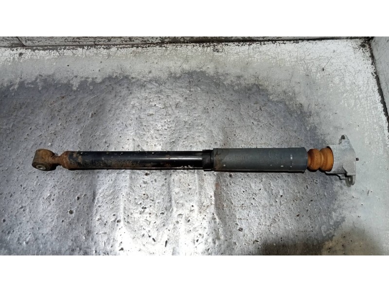 Recambio de amortiguador trasero izquierdo para ford fiesta (ccn) trend referencia OEM IAM C1BC18080AE  