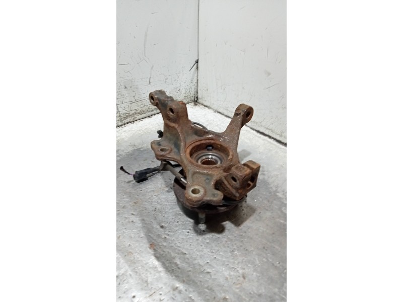 Recambio de mangueta delantera derecha para ford fiesta (ccn) trend referencia OEM IAM AY1C3K170BA  