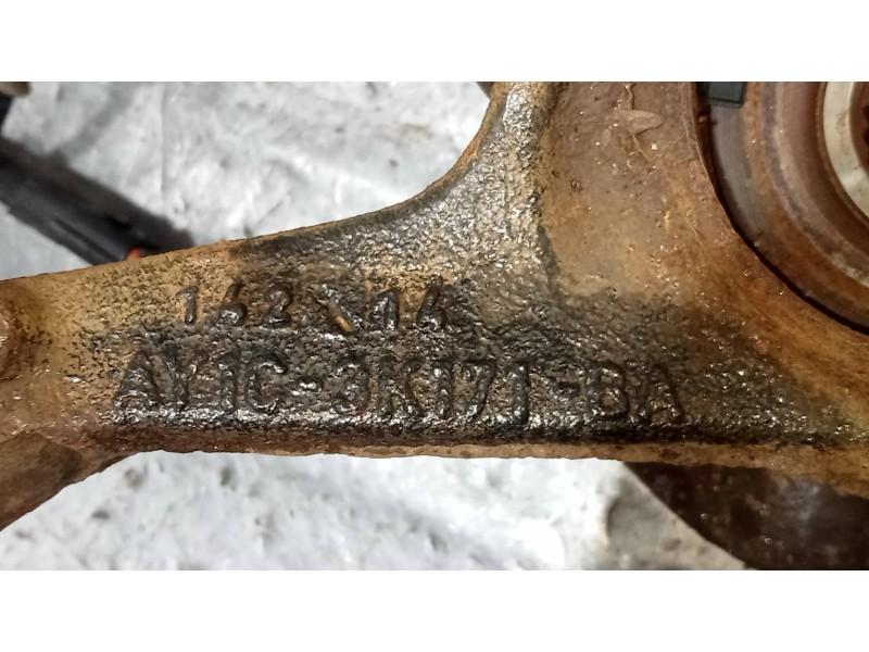 Recambio de mangueta delantera izquierda para ford fiesta (ccn) trend referencia OEM IAM AY1C3K171BA  