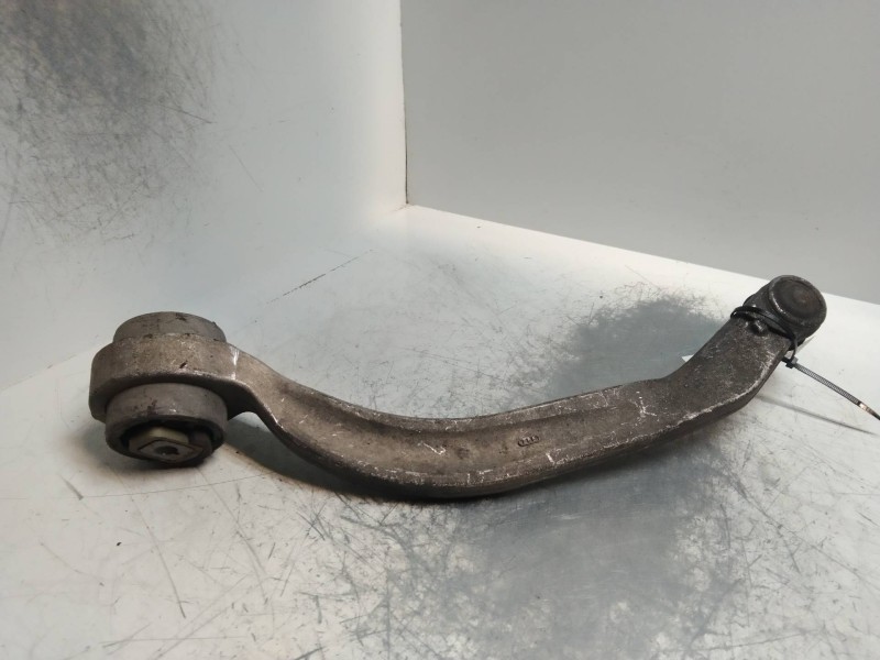 Recambio de brazo suspension inferior delantero derecho para audi a4 berlina (b5) 1.9 tdi referencia OEM IAM 4D0407696J  