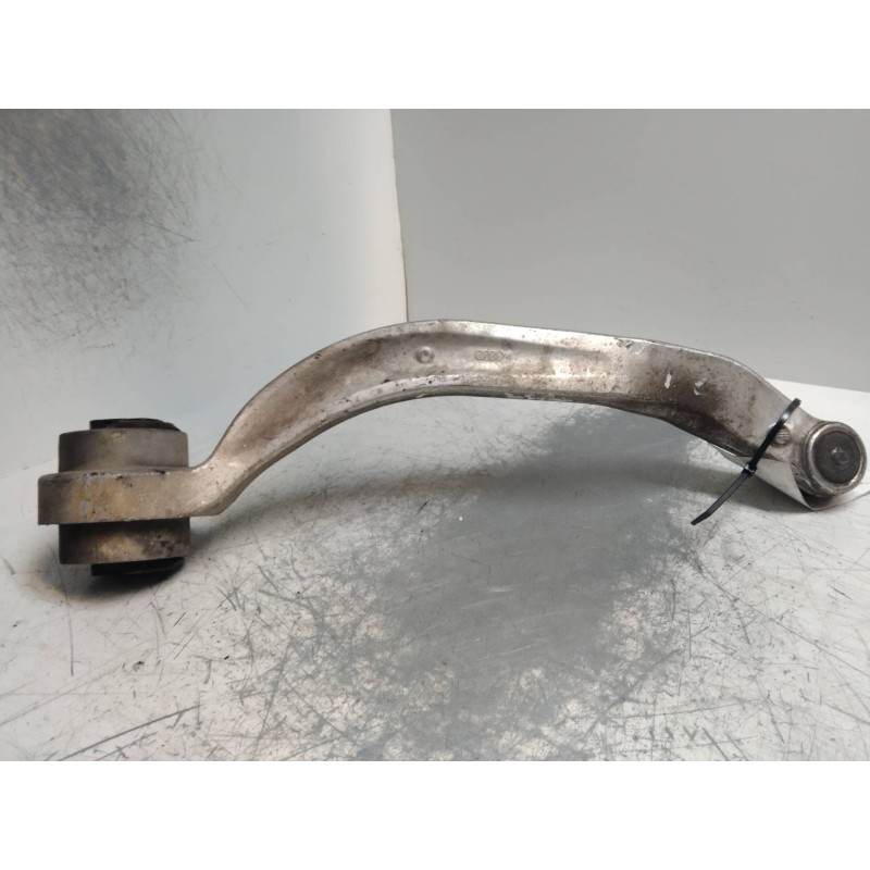 Recambio de brazo suspension inferior delantero izquierdo para audi a4 berlina (b5) 2.5 tdi referencia OEM IAM 4D0407695J  