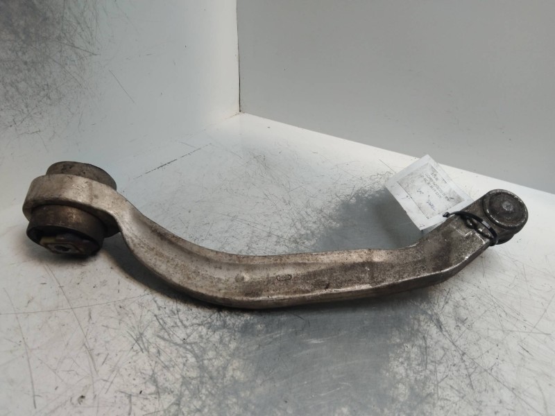 Recambio de brazo suspension inferior delantero derecho para audi a4 berlina (b5) 1.8 referencia OEM IAM 4D0407696J   Recambio de brazo suspension inferior delantero derecho para audi a4 berlina (b5) 1.8 referencia OEM IAM 4D0407696J