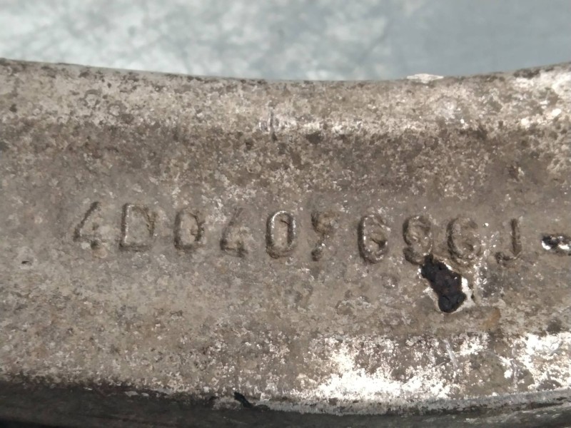 Recambio de brazo suspension inferior delantero derecho para audi a4 berlina (b5) 1.8 referencia OEM IAM 4D0407696J   Recambio de brazo suspension inferior delantero derecho para audi a4 berlina (b5) 1.8 referencia OEM IAM 4D0407696J