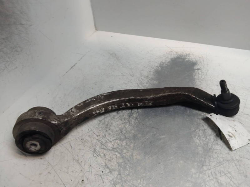 Recambio de brazo suspension inferior delantero derecho para audi a4 avant (b5) 1.8 20v turbo referencia OEM IAM 4D0407696J  