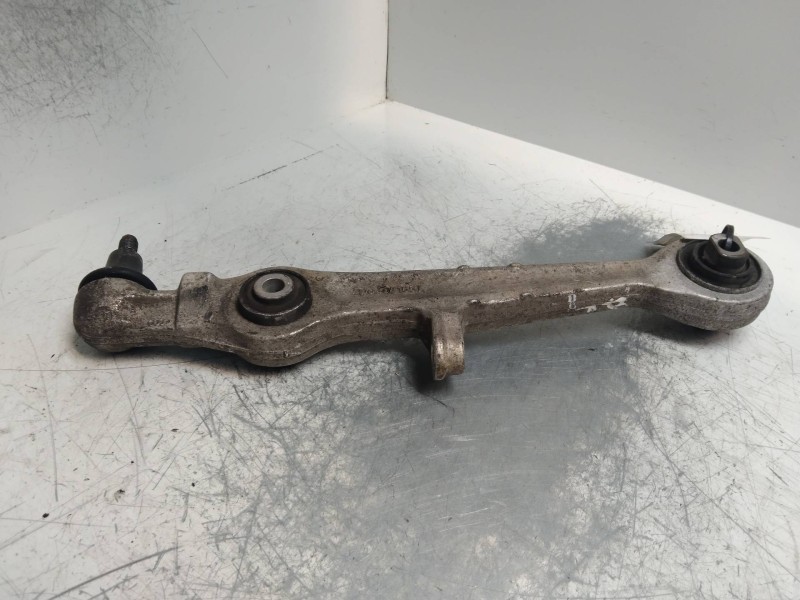 Recambio de brazo suspension inferior delantero derecho para audi a4 berlina (b5) 1.9 tdi referencia OEM IAM 4D0407155L  
