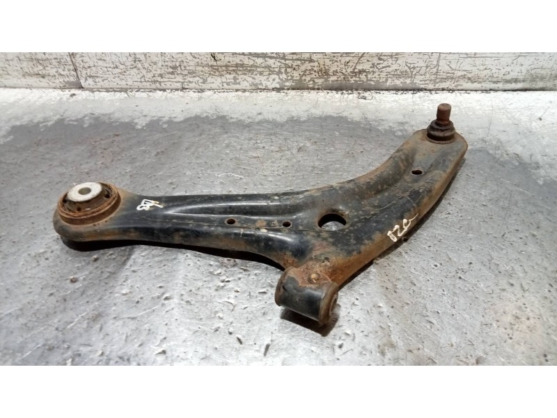 Recambio de brazo suspension inferior delantero izquierdo para ford fiesta (ccn) trend referencia OEM IAM   