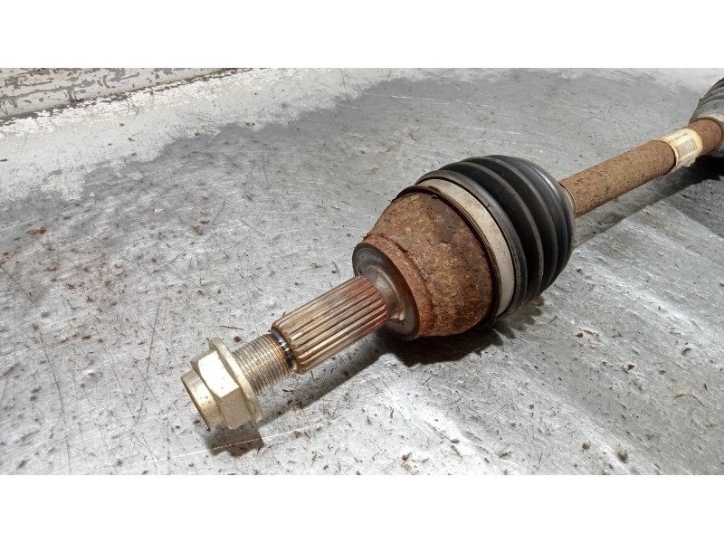 Recambio de transmision delantera izquierda para ford fiesta (ccn) trend referencia OEM IAM 8V513B437AAB  