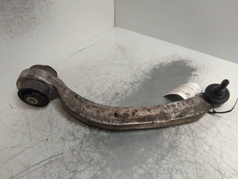 Recambio de brazo suspension inferior delantero izquierdo para audi a4 berlina (8e) 2.5 v6 24v tdi cat (aym) referencia OEM IAM 