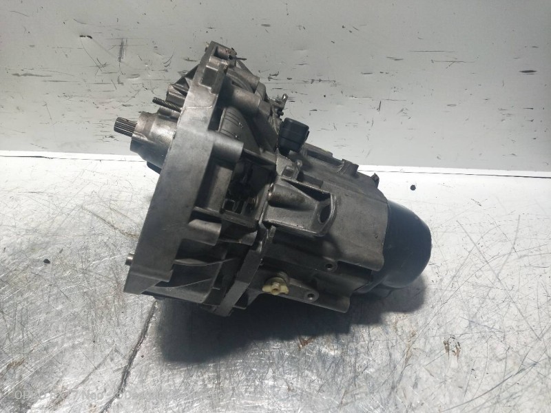 Recambio de caja cambios para renault clio i fase i+ii (b/c57) 1.9 d rn referencia OEM IAM JB1153 S036428 
