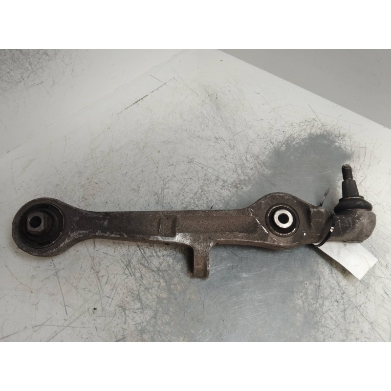 Recambio de brazo suspension inferior delantero derecho para audi a4 berlina (8e) 1.9 tdi referencia OEM IAM   