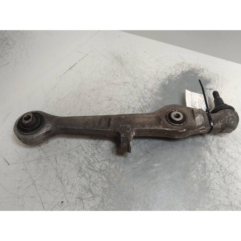 Recambio de brazo suspension inferior delantero izquierdo para audi a4 berlina (8e) 1.9 tdi referencia OEM IAM   