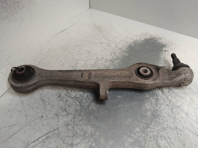 Recambio de brazo suspension inferior delantero derecho para audi a4 berlina (8e) 1.8 20v turbo referencia OEM IAM   