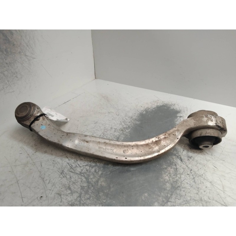Recambio de brazo suspension inferior delantero izquierdo para audi a4 berlina (8e) 2.0 tdi 16v (103kw) referencia OEM IAM 8E040